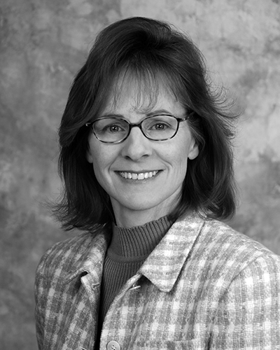 Portrait of Caroline Dealy